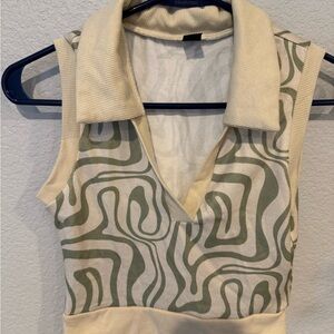 SHEIN Retro Print Green Sleeveless Crop Tank Top